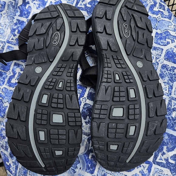 mens chaco leather sandals